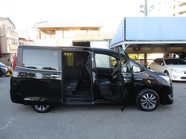 エスクァイア ハイブリッドＧｉ　後期型／禁煙／ＡＬＰＩＮＥ９型ナビフルセグ／Ｂカメラ／１２．８型後席フリップダウンＭ／ＨＤＭＩ＆ＵＳＢ／両自動ドア／スマキ－／ＥＴＣ／クルコン／合皮革前席Ｓヒ－タ－／１００Ｖ電源／Ｗオ－トＡＣ／ＬＥＤ（68枚目）