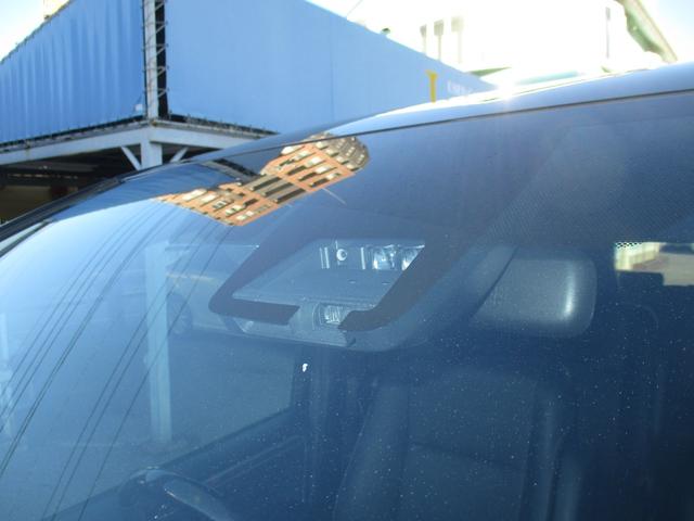 エスクァイア ハイブリッドＧｉ　後期型／禁煙／ＡＬＰＩＮＥ９型ナビフルセグ／Ｂカメラ／１２．８型後席フリップダウンＭ／ＨＤＭＩ＆ＵＳＢ／両自動ドア／スマキ－／ＥＴＣ／クルコン／合皮革前席Ｓヒ－タ－／１００Ｖ電源／Ｗオ－トＡＣ／ＬＥＤ（70枚目）