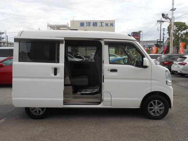 ＮＶ１００クリッパーバン ＧＸ　４ＷＤ　４速ＡＴ　キーレス　衝突軽減ブレーキ　純正ナビ　フルセグＴＶ　ＣＤ　ブルートゥース　バックカメラ　ＥＴＣ　ナビ連動ドライブレコーダー　社外アルミ　電動格納ドアミラー（11枚目）