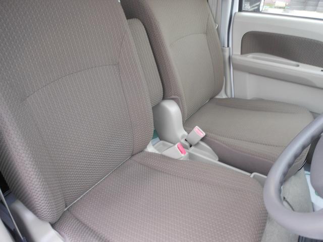 ＮＶ１００クリッパーバン ＧＸ　４ＷＤ　４速ＡＴ　キーレス　衝突軽減ブレーキ　純正ナビ　フルセグＴＶ　ＣＤ　ブルートゥース　バックカメラ　ＥＴＣ　ナビ連動ドライブレコーダー　社外アルミ　電動格納ドアミラー（39枚目）