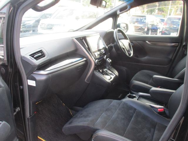 ヴェルファイア 2.5Z Aエディション ゴールデンアイズ Wサンルーフ/ALPINE11型ナビフルセグ/Bカメラ/12.8型後席フリップダウン/両自動&パワ-バックドア/スマキ-/ETC/クルコン/専用アルカンタ-ラHレザ-S/N席&2列目オットマン/LED(35枚目)