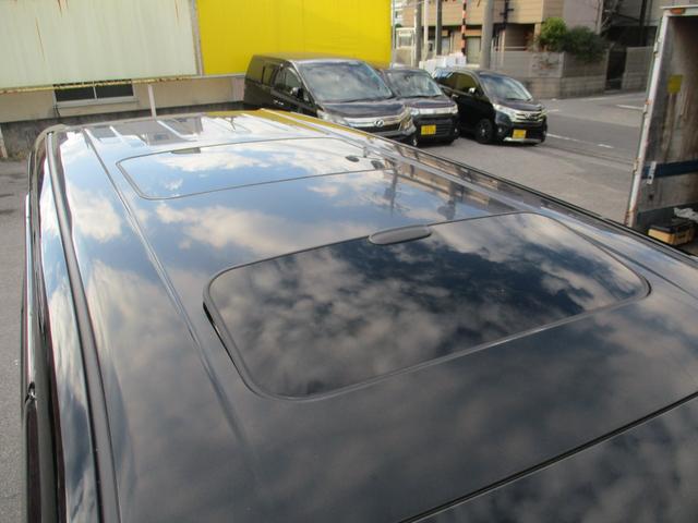 ヴェルファイア 2.5Z Aエディション ゴールデンアイズ Wサンルーフ/ALPINE11型ナビフルセグ/Bカメラ/12.8型後席フリップダウン/両自動&パワ-バックドア/スマキ-/ETC/クルコン/専用アルカンタ-ラHレザ-S/N席&2列目オットマン/LED(78枚目)
