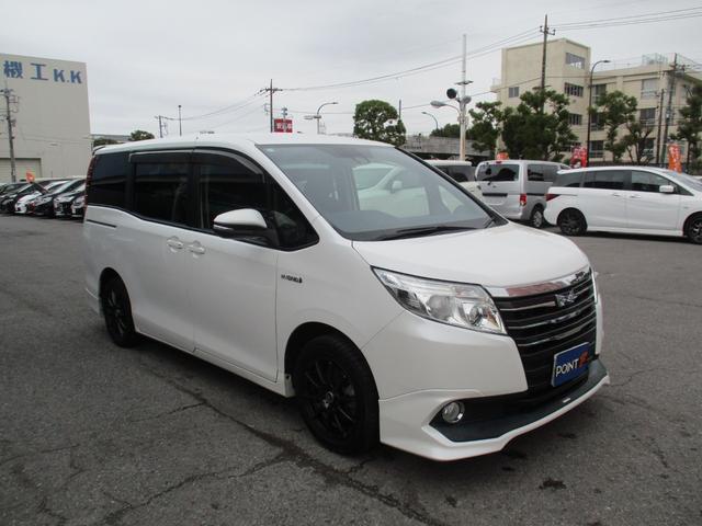 ノア ハイブリッドＧ　１オ－ナ－／禁煙車／セ－フティセンス／９型ナビフルセグ／Ｂカメラ／１２．８型後席フリップダウンＭ／両自動ドア／スマ－トキ－／ＥＴＣ／クルコン／前席Ｓヒ－タ－／Ｗオ－トＡＣ／ＬＥＤ／ＴＲＤＦ＆Ｒエアロ／（57枚目）