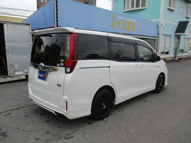 ノア ハイブリッドＧ　１オ－ナ－／禁煙車／セ－フティセンス／９型ナビフルセグ／Ｂカメラ／１２．８型後席フリップダウンＭ／両自動ドア／スマ－トキ－／ＥＴＣ／クルコン／前席Ｓヒ－タ－／Ｗオ－トＡＣ／ＬＥＤ／ＴＲＤＦ＆Ｒエアロ／（59枚目）