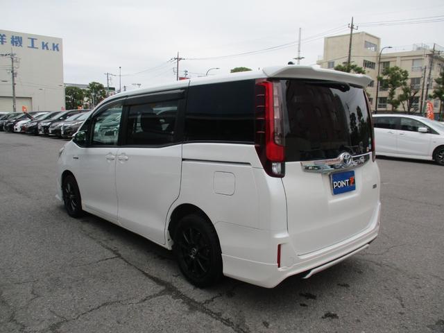 ノア ハイブリッドＧ　１オ－ナ－／禁煙車／セ－フティセンス／９型ナビフルセグ／Ｂカメラ／１２．８型後席フリップダウンＭ／両自動ドア／スマ－トキ－／ＥＴＣ／クルコン／前席Ｓヒ－タ－／Ｗオ－トＡＣ／ＬＥＤ／ＴＲＤＦ＆Ｒエアロ／（60枚目）