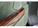 ヴォーグスプリーム　５０台限定車両　リアエンターテイナー　社外メッキパーツ　専用インテリア　スーパーチャージドグリル＆２０インチアルミホイール　ＥＴＣ車載器　社外ナビルーフ加工取付（24枚目）