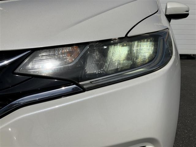 フィット １３Ｇ・Ｌ　ホンダセンシング　アルミホイール　地デジフルセグＴＶ　ＥＴＣ車載器　ＤＶＤ再生可　ナビ＆ＴＶ　サイドカーテンエアバック　Ｄレコ　リアカメラ　エアバック　パワーウインドウ　記録簿　キーフリーシステム　オートエアコン（3枚目）