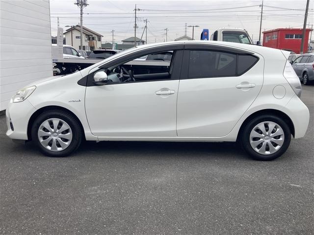 アクア S スマートキープッシュスタート キーレスエントリ フルセグ地デジ ナビ&TV オートエアコン デュアルエアバック ESC パワーウィンドウ ETC DVD再生可能 SRS パワーステアリング ABS(3枚目)