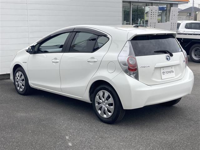 アクア S スマートキープッシュスタート キーレスエントリ フルセグ地デジ ナビ&TV オートエアコン デュアルエアバック ESC パワーウィンドウ ETC DVD再生可能 SRS パワーステアリング ABS(9枚目)