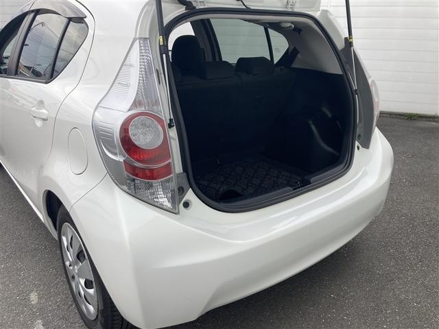 アクア S スマートキープッシュスタート キーレスエントリ フルセグ地デジ ナビ&TV オートエアコン デュアルエアバック ESC パワーウィンドウ ETC DVD再生可能 SRS パワーステアリング ABS(21枚目)