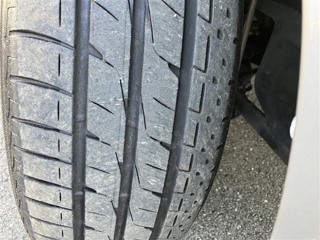 エスティマハイブリッド アエラス　Ｂモニター　３列　ナビＴＶ　イモビライザー　１オナ　メモリナビ　リアオートエアコン　フルセグ地デジ　運転席パワーシート　オートエアコン　クルコン　パワーウィンドウ　パワステ　ＡＢＳ　アルミホイール（8枚目）