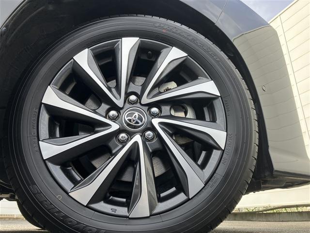 ヴォクシー ハイブリッドＳ－Ｚ　パワーウィンドウ　ＤＶＤ再生機能　インテリキー　横滑防止装置　地デジＴＶ　アクティブクルーズコントロール　１オナ　フルオートエアコン　リアカメラ　エアバッグ　ＡＢＳ　１００Ｖ充電　ナビＴＶ　ＷＡＣ（9枚目）