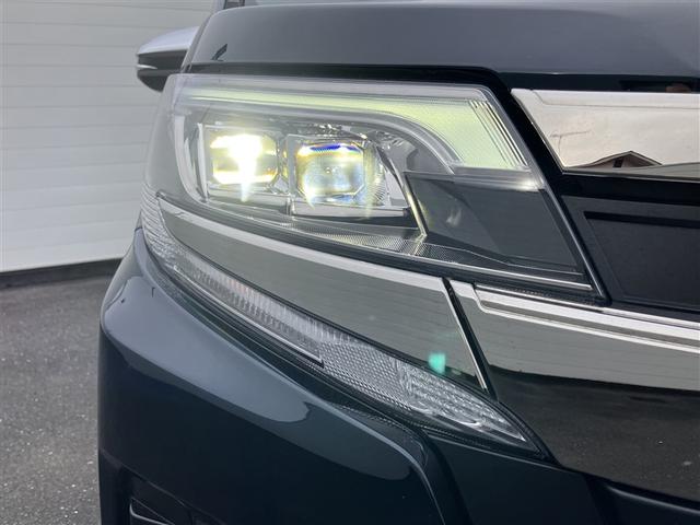 ノア Ｓｉ　ダブルバイビーＩＩＩ　バックＭ　両側オートスライドドア　イモビライザー　プリクラッシュＳ　ＬＥＤヘッドライト　リアエアコン　キーレス　エアバッグ　オートエアコン　デュアルエアバック　１オーナー　アルミホイール　ＡＢＳ（4枚目）