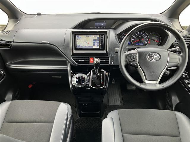 ノア Ｓｉ　ダブルバイビーＩＩＩ　バックＭ　両側オートスライドドア　イモビライザー　プリクラッシュＳ　ＬＥＤヘッドライト　リアエアコン　キーレス　エアバッグ　オートエアコン　デュアルエアバック　１オーナー　アルミホイール　ＡＢＳ（16枚目）