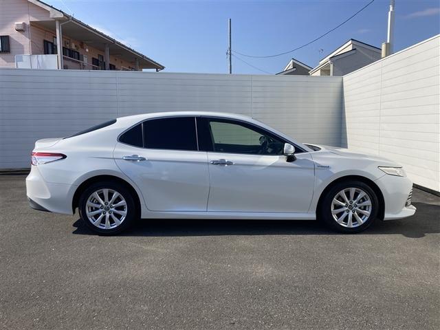 カムリ Ｇ　ＥＳＣ　リヤカメラ　パワーウィンドウ　オ－トエアコン　パワステ　地デジ　エアバッグ　ＬＥＤヘットライト　ＡＢＳ　スマートキープッシュスタート　ＥＴＣ車載器　ドラレコ付き　ＴＶナビ　キーフリー　アルミ（9枚目）