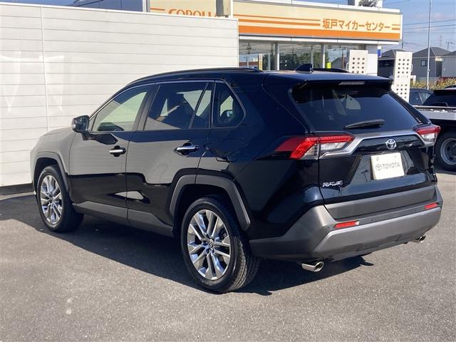 ＲＡＶ４ Ｇ　Ｚパッケージ　インテリジェントクリアランスソナー　パノラマルーフ　整備記録簿　ＡＷＤ　ＬＥＤライト　アルミホイル　オートクルーズ　横滑り防止装置　バックガイドモニター　盗難防止装置　デュアルエアバッグ　メモリナビ（12枚目）