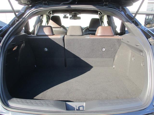 Ｃ－ＨＲ Ｇ－Ｔ　ＬＥＤヘッドライト　クルーズコントロール　キーレスエントリー　ＡＢＳ　イモビライザー　フルオートエアコン　エアバッグ　フルセグテレビ　アルミ付　ハーフレザーシート　スマートキ－　フルタイム４ＷＤ（27枚目）