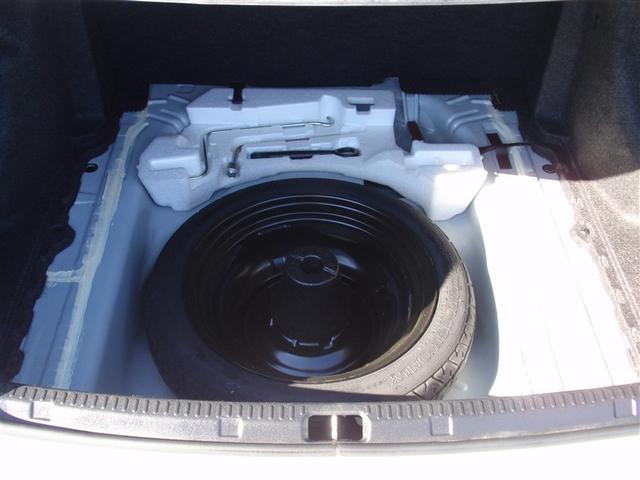 カローラアクシオ 1.5G 横滑り防止装置 衝突軽減システム バックモニター ETC付き イモビ スマートキー AUX ワンセグテレビ サイドエアバック ドライブレコーダー キーレスエントリー 点検記録簿 オートエアコン ABS(34枚目)