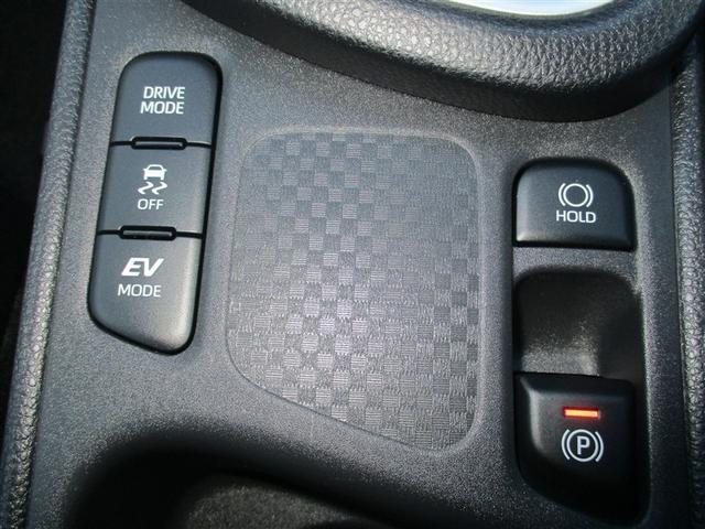 ヤリスクロス ハイブリッドＺ　ドライブレコーダ　インテリジェントキー　アルミホイル　ＬＥＤライト　リアカメラ　ナビ　クルーズコントロール　横滑り防止システム　メモリーナビゲーション　電動シ－ト　パワステ　オートエアコン　キーフリー（11枚目）