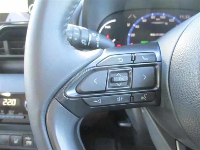 ヤリスクロス ハイブリッドＺ　ドライブレコーダ　インテリジェントキー　アルミホイル　ＬＥＤライト　リアカメラ　ナビ　クルーズコントロール　横滑り防止システム　メモリーナビゲーション　電動シ－ト　パワステ　オートエアコン　キーフリー（12枚目）