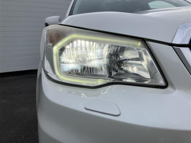 フォレスター ２．０ｉ－Ｓ　アイサイト　スマートキー＆プッシュスタート　アイスト　イモビライザー　ＡＢＳ　エアバッグ　アルミホイール　オートクルーズ　ＬＥＤヘッドライト　ミュージックプレイヤー接続可　衝突軽減ブレーキ　電動シート　キーレス（4枚目）