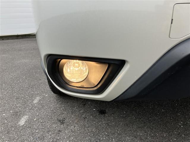 フォレスター ２．０ｉ－Ｓ　アイサイト　スマートキー＆プッシュスタート　アイスト　イモビライザー　ＡＢＳ　エアバッグ　アルミホイール　オートクルーズ　ＬＥＤヘッドライト　ミュージックプレイヤー接続可　衝突軽減ブレーキ　電動シート　キーレス（5枚目）