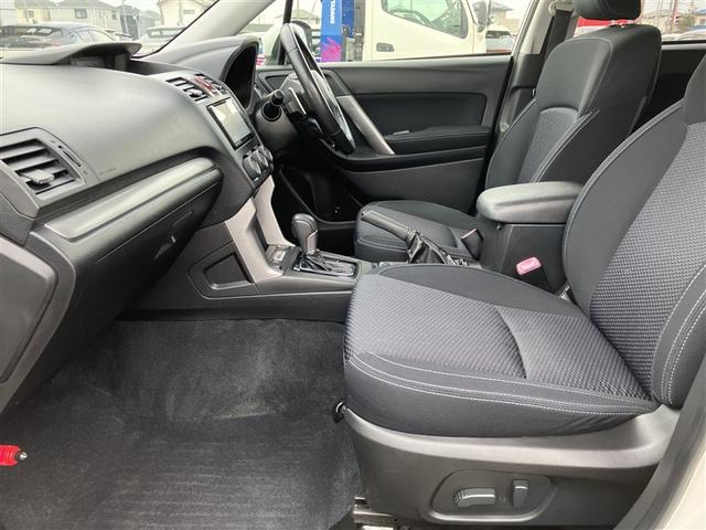 フォレスター ２．０ｉ－Ｓ　アイサイト　スマートキー＆プッシュスタート　アイスト　イモビライザー　ＡＢＳ　エアバッグ　アルミホイール　オートクルーズ　ＬＥＤヘッドライト　ミュージックプレイヤー接続可　衝突軽減ブレーキ　電動シート　キーレス（20枚目）