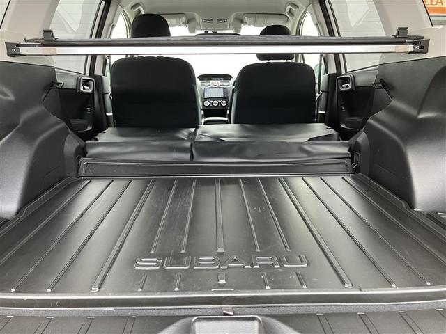 フォレスター ２．０ｉ－Ｓ　アイサイト　スマートキー＆プッシュスタート　アイスト　イモビライザー　ＡＢＳ　エアバッグ　アルミホイール　オートクルーズ　ＬＥＤヘッドライト　ミュージックプレイヤー接続可　衝突軽減ブレーキ　電動シート　キーレス（25枚目）