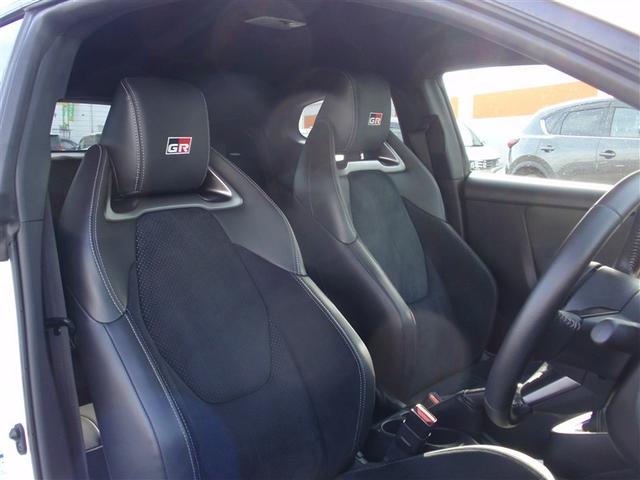 ＧＲヤリス ＲＺ　ハイパフォーマンス　１オーナ　Ｉストップ　ナビ付　ＬＥＤヘッド　盗難防止システム　バックガイドモニター　ＡＷＤ　フルオートエアコン　横滑り防止装置付き　アクティブクルーズコントロール　スマートキ－　ＡＢＳ付き　アルミ（30枚目）