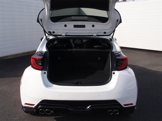 ＧＲヤリス ＲＺ　ハイパフォーマンス　１オーナ　Ｉストップ　ナビ付　ＬＥＤヘッド　盗難防止システム　バックガイドモニター　ＡＷＤ　フルオートエアコン　横滑り防止装置付き　アクティブクルーズコントロール　スマートキ－　ＡＢＳ付き　アルミ（31枚目）