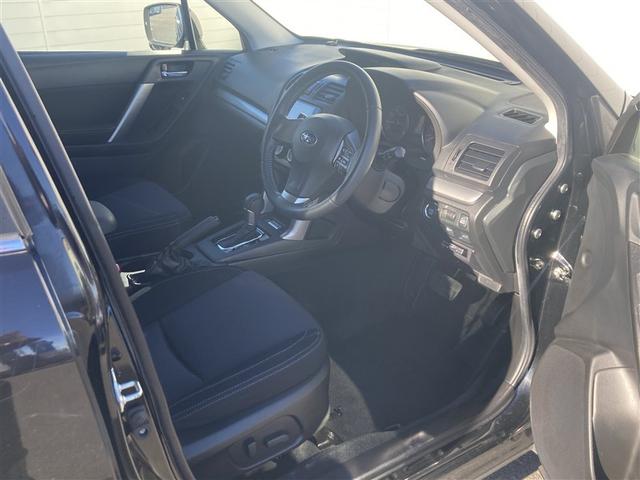 フォレスター ２．０ｉ－Ｓ　アイサイト　ＡＢＳ　エアバッグ　アルミホイール　衝突軽減ブレーキ　オートエアコン　ナビ＆ＴＶ　バックカメラ　４ＷＤ　フルセグＴＶ　ＨＤＤナビ（25枚目）