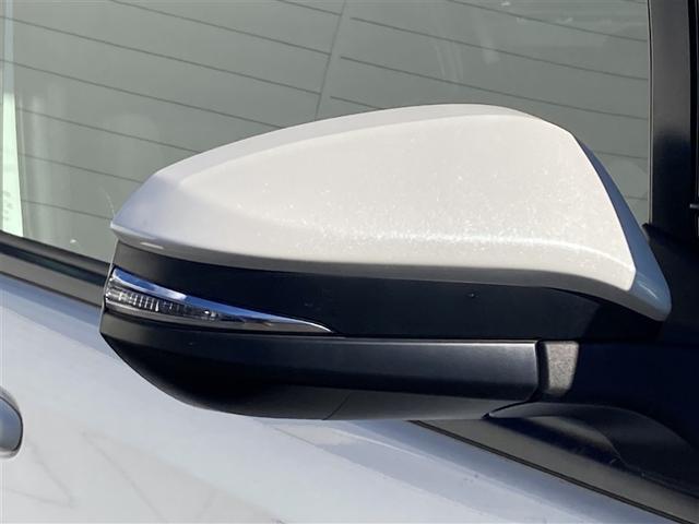 ノア ハイブリッドＧ　Ｒカメラ　スマートキー＆プッシュスタート　ＬＥＤへッドライト　地デジ　イモビライザー　記録簿有　パワーウインドウ　アルミ　エアバッグ　横滑り防止　ＤＶＤ再生機能　パワステ　ナビＴＶ　ドライブレコーダー（17枚目）