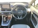 ＲＡＶ４ Ｇ　Ｚパッケージ　インテリジェントクリアランスソナー　パノラマルーフ　整備記録簿　ＡＷＤ　ＬＥＤライト　アルミホイル　オートクルーズ　横滑り防止装置　バックガイドモニター　盗難防止装置　デュアルエアバッグ　メモリナビ（4枚目）