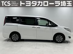 外板色はホワイトパールクリスタルシャイン（０７０）！ボディサイズは全長４６９×全幅１６９×全高１８２センチ！５ナンバー登録となります！ 3