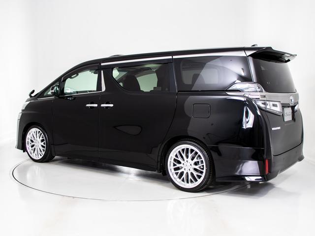 2.5Z Aエディション 現行型/禁煙車/新品20インチアルミ/新品タイヤ/ダウンサス/ツインサンルーフ/後席モニター/両側自動ドア/レーダークルーズ/プリクラッシュ/純正9型SDナビ/LEDヘッドライト/バックカメラ/(13枚目)