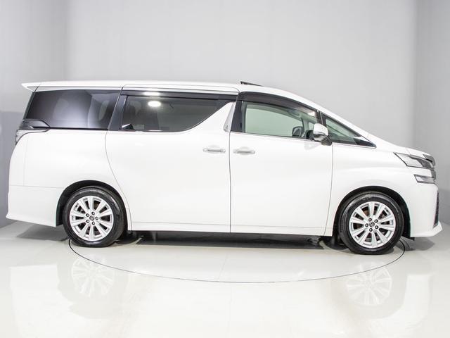 2.5Z Aエディション サンルーフ/禁煙車/後席モニター/両側自動ドア/純正9インチSDナビ/バックカメラ/レーダークルーズコントロール/プリクラッシュセーフティ/ビルトインETC/クリアランスソナー/LEDヘッドライト/(20枚目)