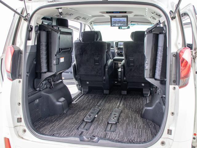 2.5S Cパッケージ (禁煙車)(黒ハーフレザー)(エグゼクティブシート)(純正10インチSDナビ)後席モニター/バックカメラ/両側自動ドア/パワーバックドア/クルーズコントロール/クリアランスソナー/社外19インチアルミ(30枚目)