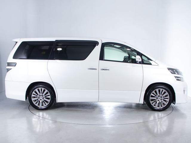 ヴェルファイア ２．４Ｚ　ゴールデンアイズ　（禁煙・ワンオーナー車）（後席モニター）（両側自動ドア）（パワーバックドア）専用黒ハーフレザーシート／カロッツェリアナビ／バックカメラ／クルーズコントロール／クリアランスソナー／コンビハンドル／（21枚目）