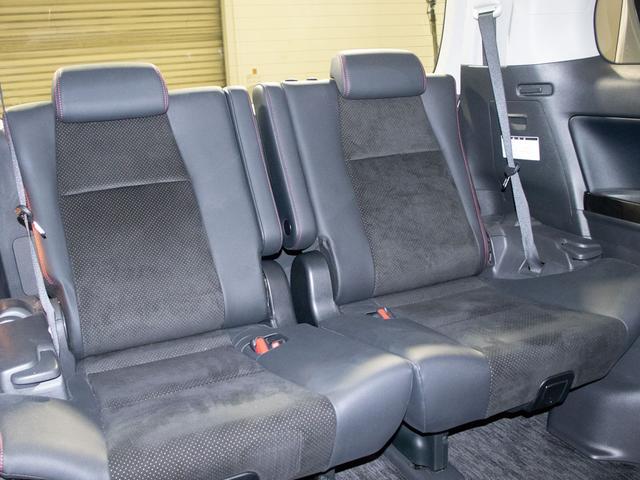 ヴェルファイア ２．４Ｚ　ゴールデンアイズ　（禁煙・ワンオーナー車）（後席モニター）（両側自動ドア）（パワーバックドア）専用黒ハーフレザーシート／カロッツェリアナビ／バックカメラ／クルーズコントロール／クリアランスソナー／コンビハンドル／（28枚目）