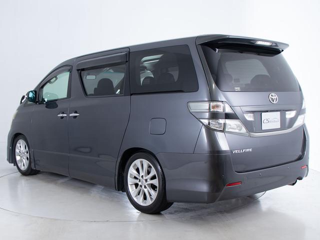 ヴェルファイア ２．４Ｚ　プラチナムセレクション　（ワンオーナー車）（点検記録簿１２枚）（アルパインＢＩＧ－Ｘナビ）（後席モニター）黒革調シートカバー／両側自動ドア／パワーバックドア／バックカメラ／コンビハンドル／クリアランスソナー／車高調／（18枚目）