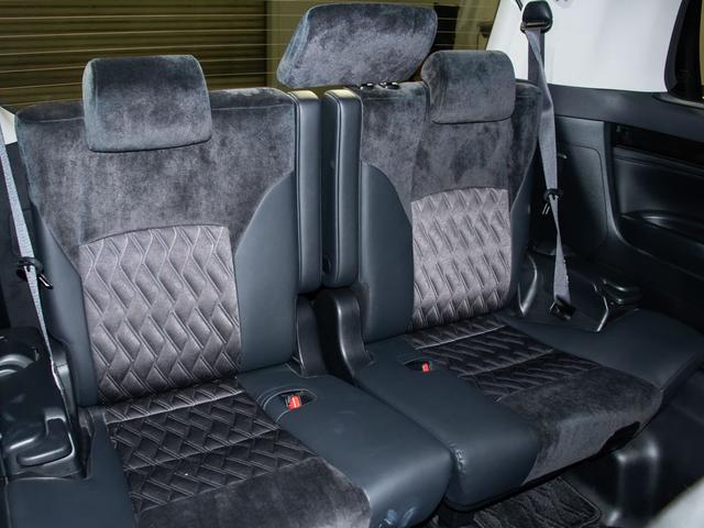 アルファード ２．５Ｓ　Ｃパッケージ　（禁煙車）（点検記録簿１１枚）（純正１０型ナビ）（後席モニター）エグゼクティブシート／両側自動ドア／パワーバックドア／前車追従レーダークルーズ／衝突被害軽減ブレーキ／踏み間違え防止装置／バックカメラ／（28枚目）