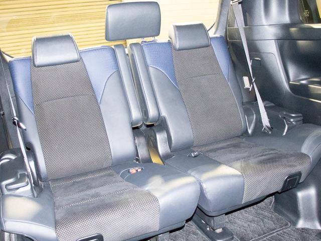 ヴェルファイア ２．５Ｚ　Ａエディション　ゴールデンアイズ　（禁煙車）（レクサス限定カラー）（点検記録簿５枚）（純正１０型ナビ）後席モニター／両側自動ドア／パワーバックドア／専用黒ハーフレザーシート／ＡＣ１００Ｖ電源／クルーズコントロール／クリアランスソナー／（28枚目）