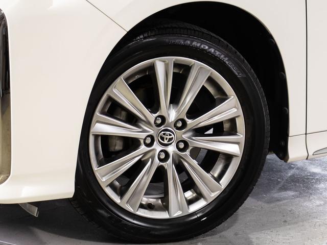 アルファード ２．５Ｓ　タイプゴールド　（禁煙・ワンオーナー車）（後席モニター）（両側自動ドア）（パワーバックドア）ディスプレイオーディオ／トヨタセーフティセンス／踏み間違い防止装置／３眼ＬＥＤヘッドライト／ＡＣ１００Ｖ電源／（13枚目）
