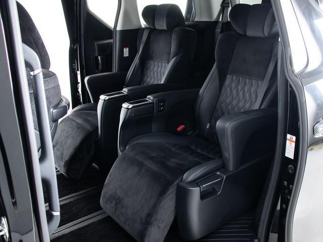 アルファード ２．５Ｓ　Ｃパッケージ　（禁煙車）（１１インチ大画面ナビ）（ツインサンルーフ）（レーダークルーズコントロール）プリクラッシュセーフティ／後席モニター／社外テールランプ／ＡＣ１００Ｖ電源／両側電動スライドドア／バックカメラ（28枚目）