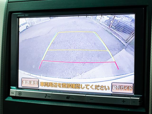 アルファード ２４０Ｓ　（禁煙車）（サンルーフ）（社外２０インチアルミ＆ダウンサス）（両側自動ドア）純正ＨＤＤナビ／後席モニター／バックカメラ／クリアランスソナー／ビルトインＥＴＣ／Ｂｌｕｅｔｏｏｔｈ接続／フルセグＴＶ／（30枚目）