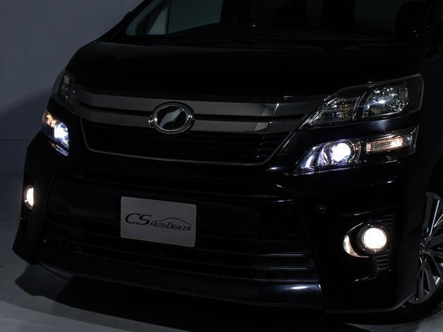 ヴェルファイア ２．４Ｚ　ゴールデンアイズ　（禁煙・ワンオーナー車）（後席モニター）（両側自動ドア）（パワーバックドア）純正ＨＤＤナビ／バックカメラ／クルーズコントロール／クリアランスソナー／専用黒ハーフレザーシート／コンビハンドル／（13枚目）