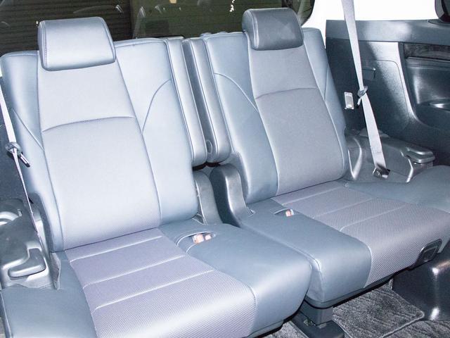 ヴェルファイア ２．５Ｚ　Ｇエディション　（禁煙車）（サンルーフ）（冷暖房黒革）（純正１０型ナビ）後席モニター／エグゼクティブシート／トヨタセーフティセンス／踏み間違い防止装置／デジタルインナーミラー／３眼ＬＥＤヘッドライト／ＡＣ１００Ｖ電源（27枚目）