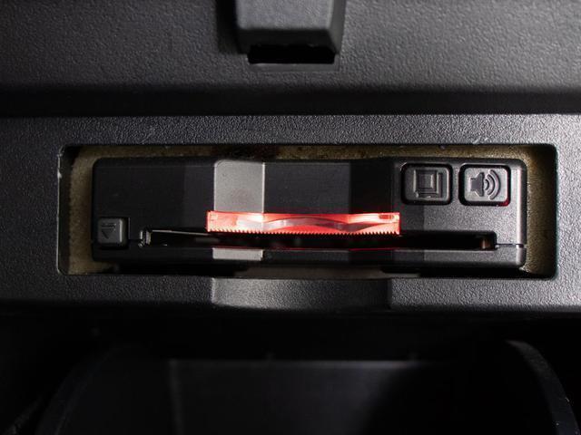 ヴェルファイア ２．５Ｚ　Ａエディション　ゴールデンアイズ　（サンルーフ）（カロッツェリアナビ）（後席モニター）専用黒ハーフレザーシート／両側自動ドア／パワーバックドア／バックカメラ／クルーズコントロール／クリアランスソナー／コンビハンドル／（39枚目）