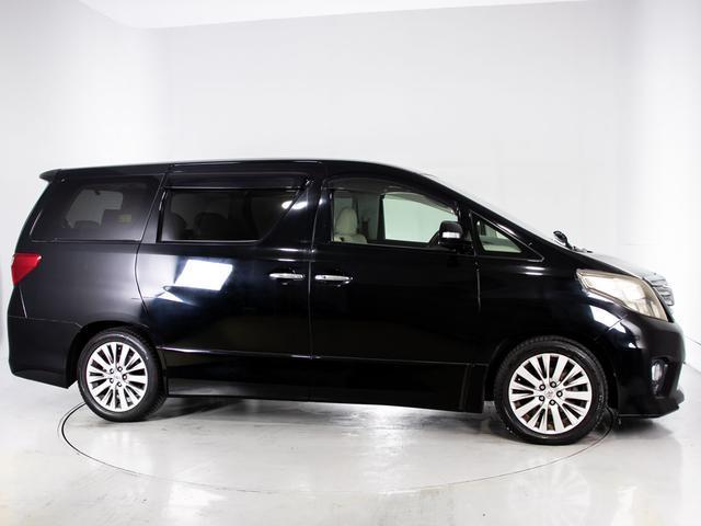 アルファード ２４０Ｓ　Ｃパッケージ　（禁煙車）（点検記録簿８枚）（プレミアムサウンド）（後席モニター）白革調シートカバー／両側自動ドア／パワーバックドア／エグゼクティブシート／純正ＨＤＤナビ／バックカメラ／クルーズコントロール／（21枚目）