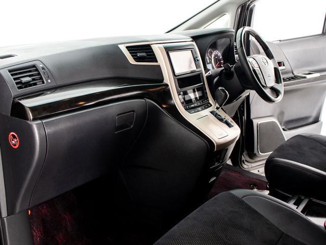 ヴェルファイア 2.4Z ゴールデンアイズII (エアロカスタム)(両側自動ドア)(パワーバックドア)(カロッツェリアナビ)後席モニター/専用黒ハーフレザーシート/フロント&バックカメラ/クルーズコントロール/クリアランスソナー/コンビハンドル/(36枚目)